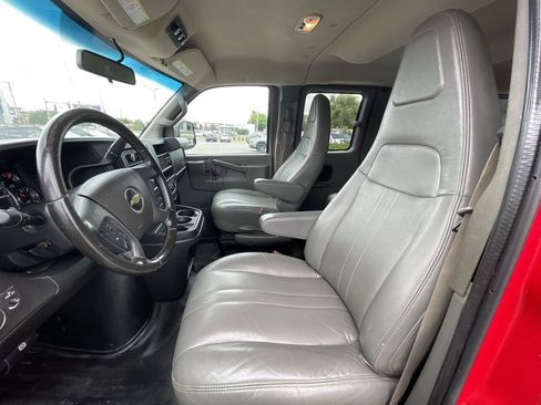 Used 2021 Chevrolet Express 3500 LS w/ Cold Climate Package RWD image 17