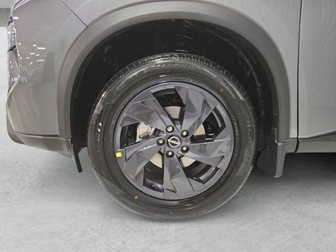 New 2026 Nissan Rogue SV FWD image 23