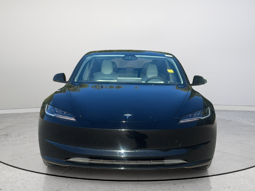 Used 2025 Tesla Model 3 Long Range RWD image 3