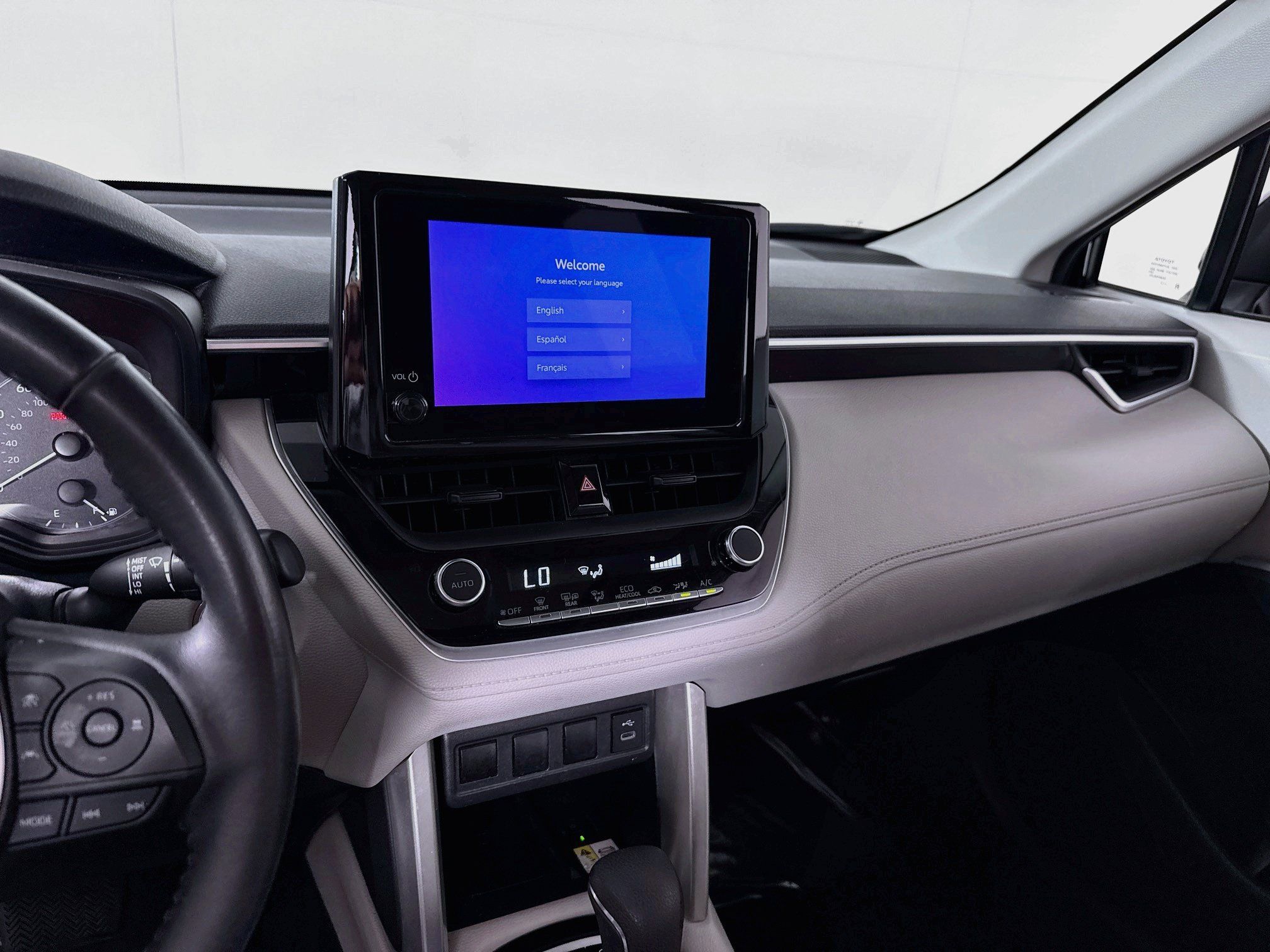 Certified 2023 Toyota Corolla Cross LE w/ Moonroof Package AWD/4WD image 16