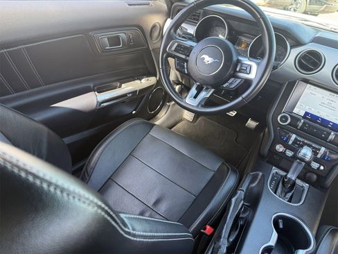 Used 2020 Ford Mustang GT Premium image 16