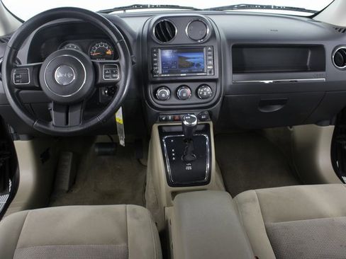 Used 2014 Jeep Patriot Latitude image 7