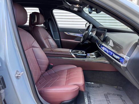 Used 2024 BMW 740i w/ M Sport Professional Package RWD image 16