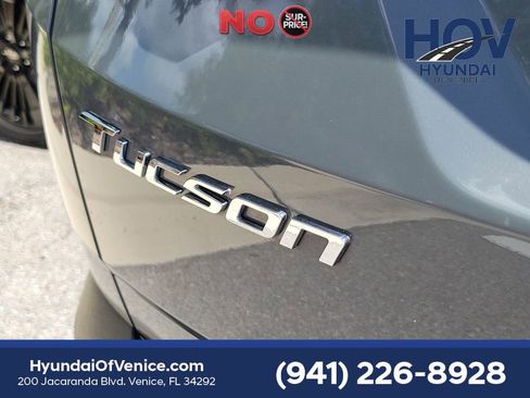 Certified 2024 Hyundai Tucson Limited FWD image 14