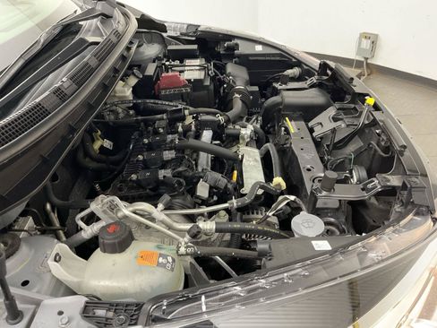 Used 2023 Nissan Kicks SV FWD image 19
