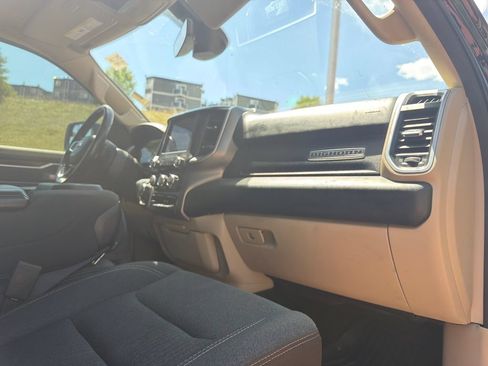 Used 2020 RAM 1500 Big Horn AWD/4WD image 32