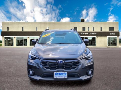 Used 2024 Subaru Crosstrek 2.5i Limited AWD/4WD image 8