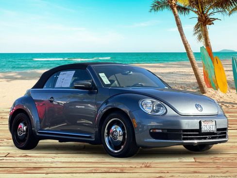 Used 2013 Volkswagen Beetle 2.5 image 8