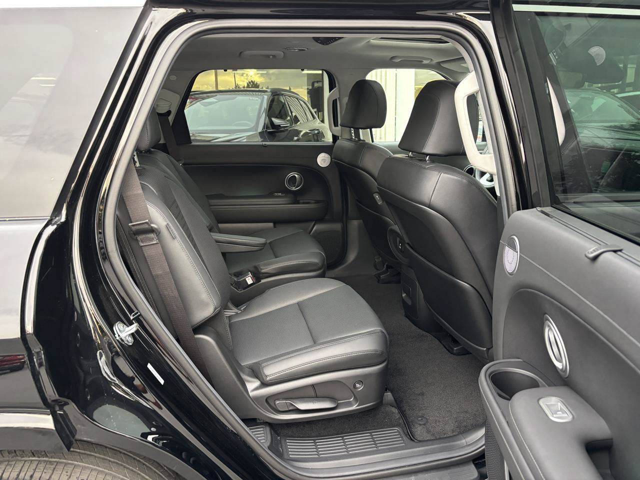 Used 2026 Hyundai Palisade Limited AWD/4WD image 21