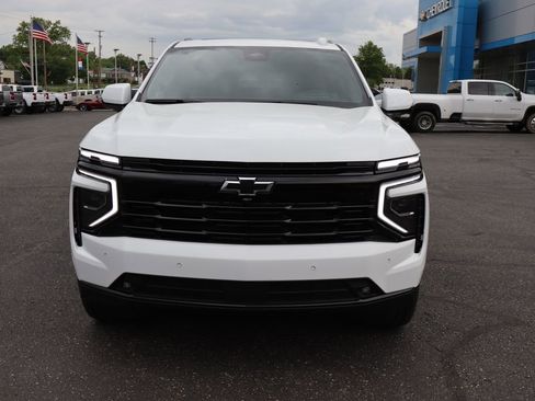 New 2026 Chevrolet Suburban RST w/ Advanced Technology Package AWD/4WD image 32