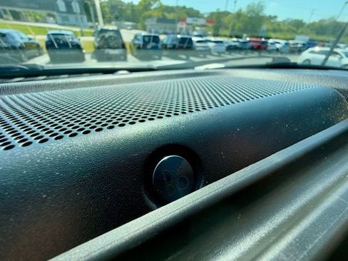 Used 2024 Ford F350 Platinum image 37