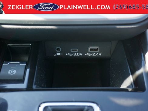 Used 2023 Subaru Legacy Premium AWD/4WD image 21