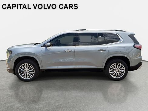 Used 2025 GMC Acadia Denali w/ Super Cruise Package FWD image 9