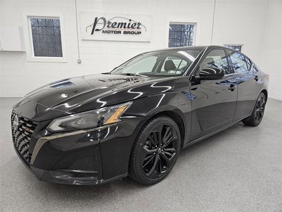 Used 2023 Nissan Altima 2.5 SR