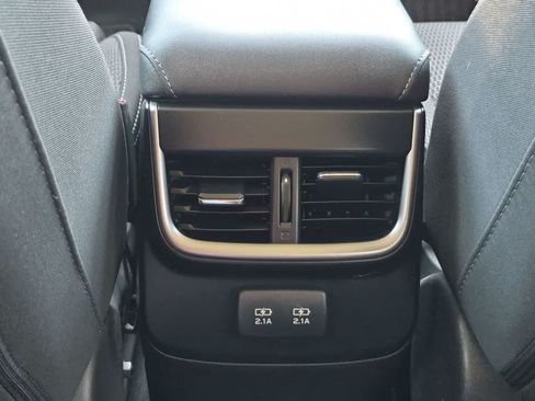 Used 2022 Subaru Outback Premium AWD/4WD image 20