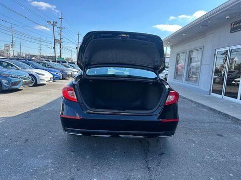 Used 2018 Honda Accord EX-L image 29