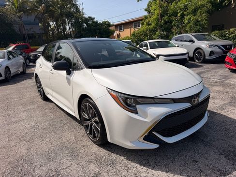 Used 2021 Toyota Corolla XSE FWD image 8