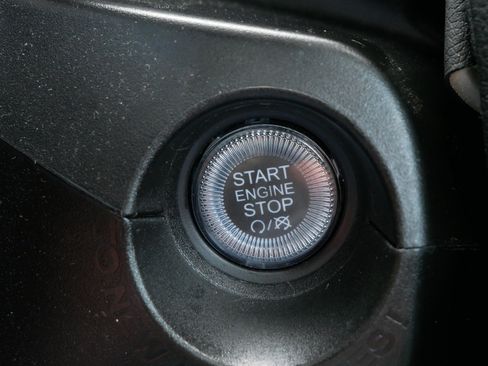 Used 2023 Jeep Renegade Limited w/ Sun/Sound Group image 28