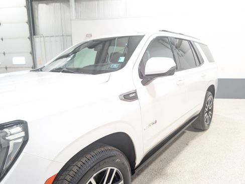 Used 2021 GMC Yukon AT4 w/ AT4 Premium Plus Package image 7