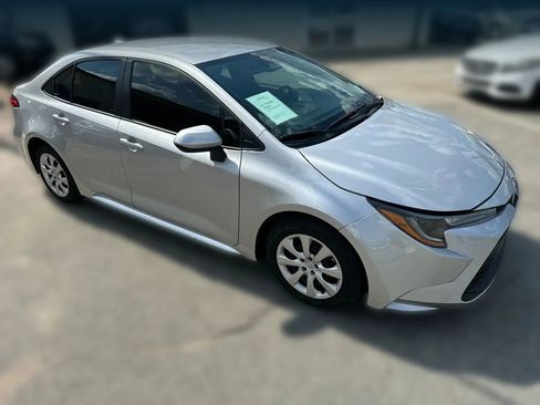 Used 2024 Toyota Corolla LE FWD image 16