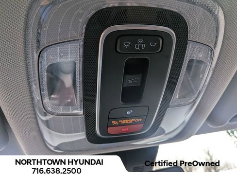 Used 2024 Hyundai Kona Limited image 27