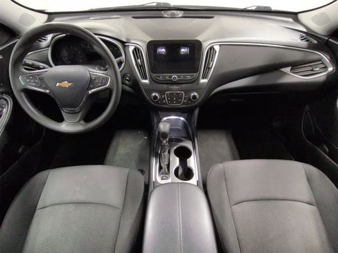 Used 2023 Chevrolet Malibu LT image 16