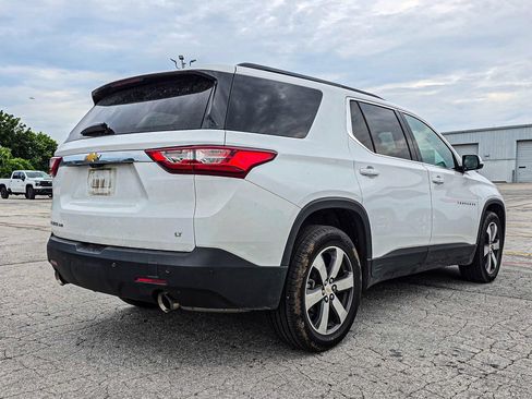 Used 2019 Chevrolet Traverse LT w/ LT Premium Package AWD/4WD image 6