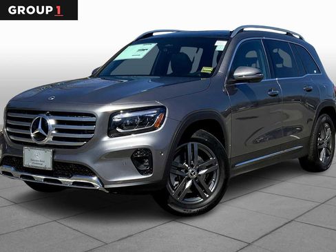 New 2025 Mercedes-Benz GLB 250 4MATIC image 1