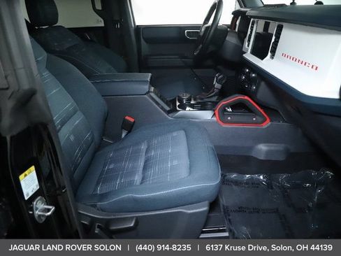 Used 2025 Ford Bronco Heritage Edition AWD/4WD image 30