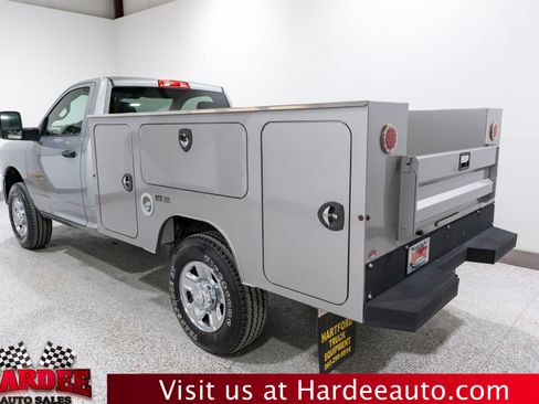 Used 2023 RAM 2500 Tradesman image 3