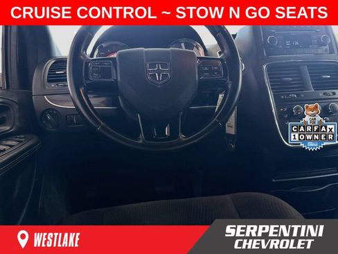 Used 2016 Dodge Grand Caravan SE FWD image 20