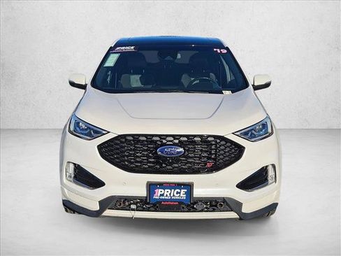 Used 2019 Ford Edge ST w/ Equipment Group 401A image 2