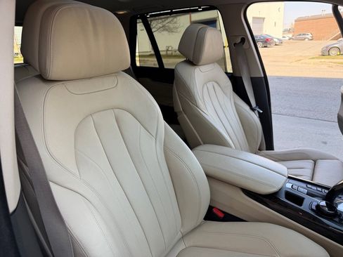 Used 2016 BMW X5 xDrive50i w/ Executive Package image 26