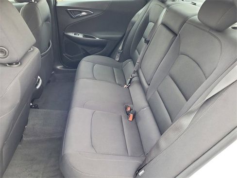 Used 2024 Chevrolet Malibu LT image 25