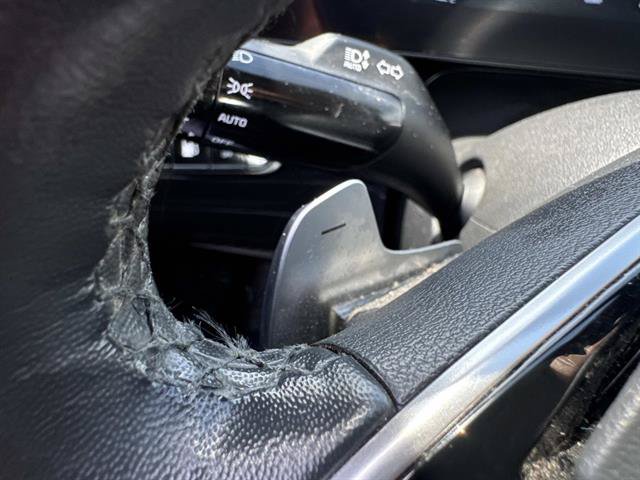 Used 2023 Kia Niro EX w/ EX Cold Weather Package FWD image 35