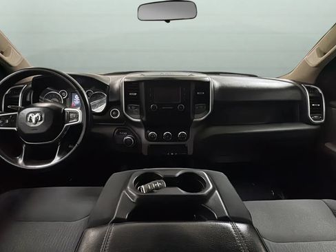 Used 2020 RAM 1500 Big Horn RWD image 9