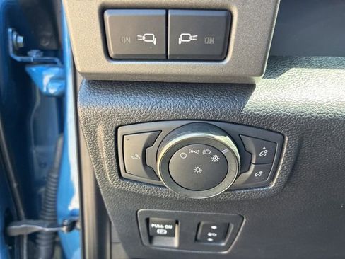 Used 2019 Ford F150 Raptor w/ Equipment Group 802A Luxury AWD/4WD image 34