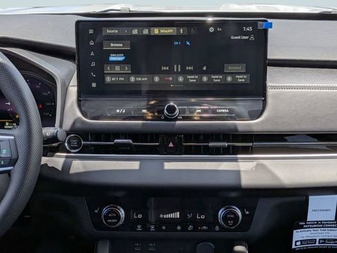 New 2026 Mitsubishi Outlander SE FWD image 17