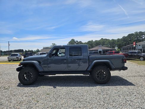 New 2026 Jeep Gladiator Sport AWD/4WD image 6