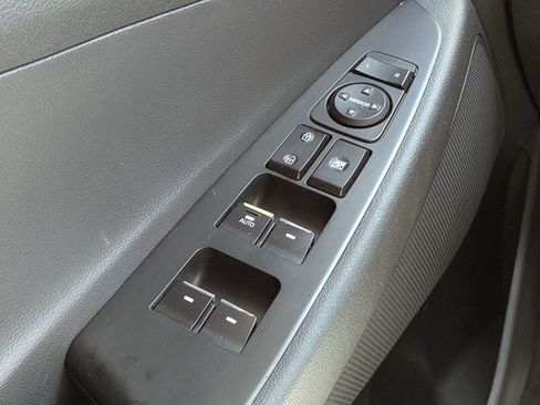 Used 2018 Hyundai Tucson SEL Plus FWD image 25