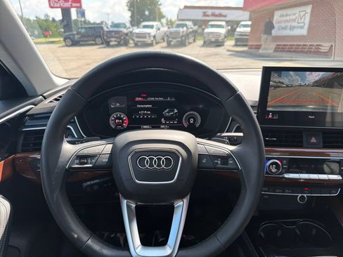 Used 2021 Audi A4 2.0T Premium Plus w/ Premium Plus Package AWD/4WD image 16