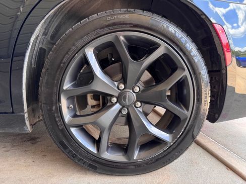 Used 2022 Chrysler 300 Touring L RWD image 24
