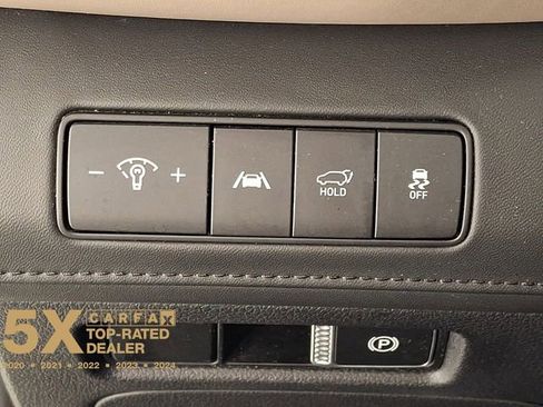 Certified 2023 Hyundai Santa Fe Limited image 31