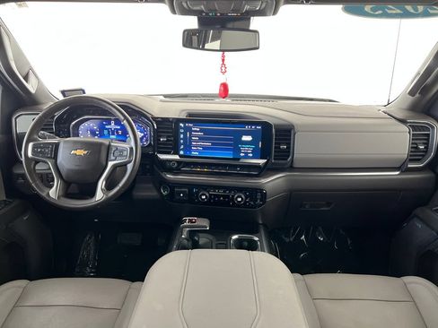 Used 2023 Chevrolet Silverado 1500 LTZ AWD/4WD image 14