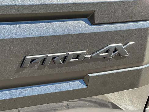 New 2026 Nissan Frontier PRO-4X w/ Pro-4x Convenience Package image 32