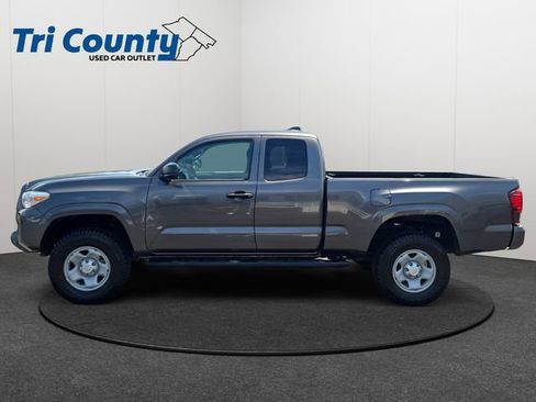 Certified 2021 Toyota Tacoma SR AWD/4WD image 4