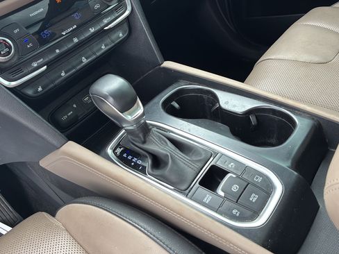 Used 2020 Hyundai Santa Fe Limited FWD image 33