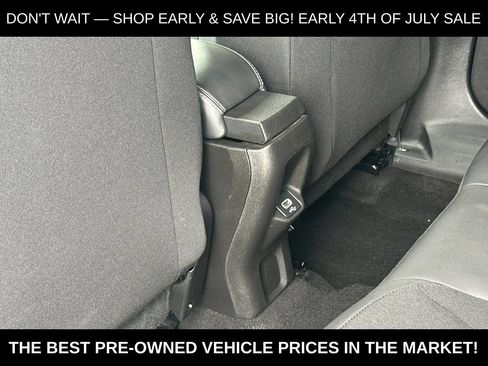Used 2022 Jeep Renegade Altitude AWD/4WD image 15