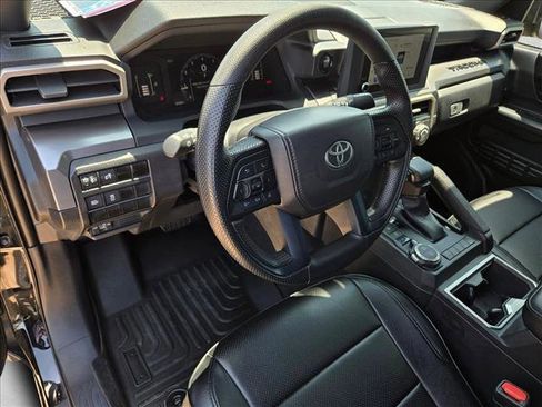 Used 2024 Toyota Tacoma SR5 AWD/4WD image 10
