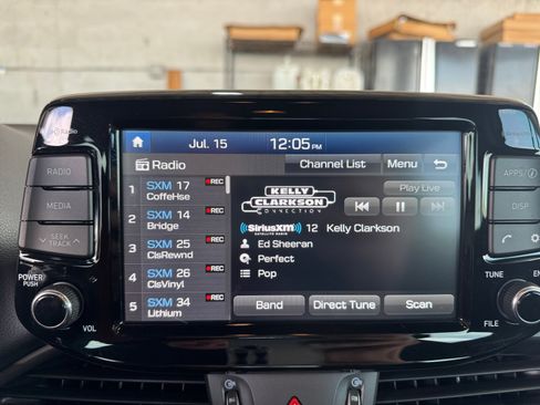 Used 2020 Hyundai Elantra GT FWD image 18